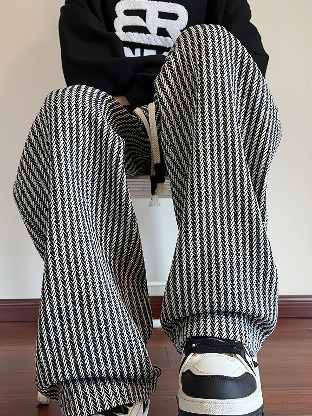 Wylder | Women’s Herringbone Ribbed Knit Pants